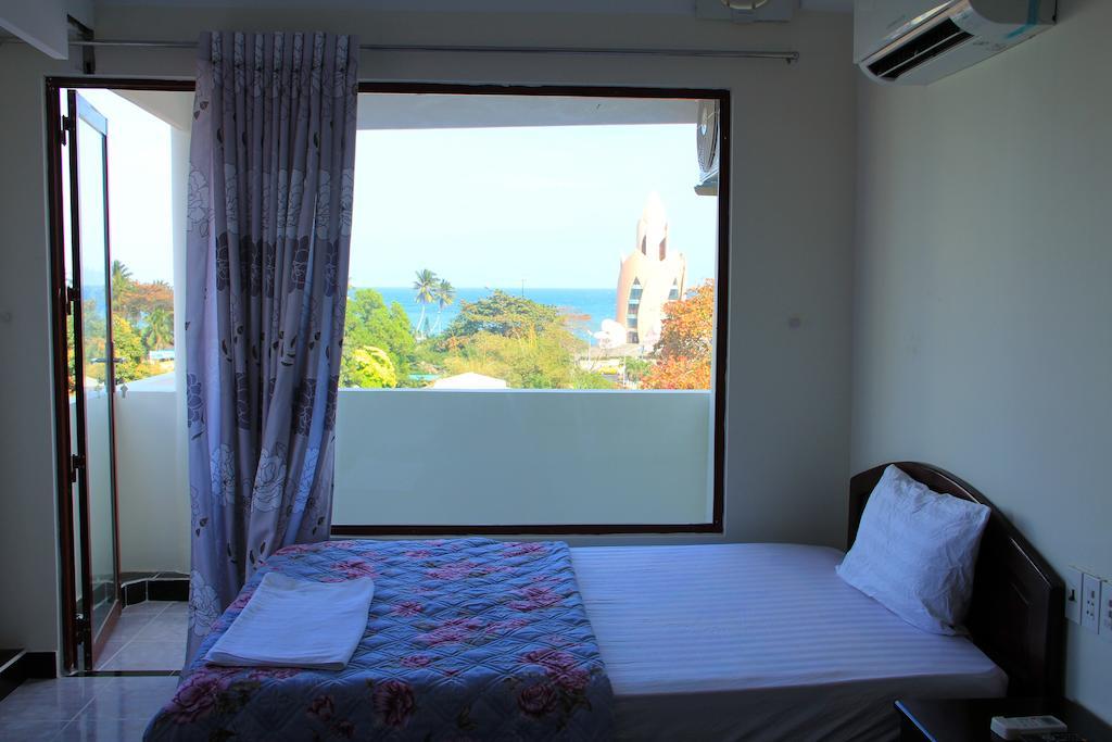 Hanhcafe Hotel Nha Trang Quarto foto